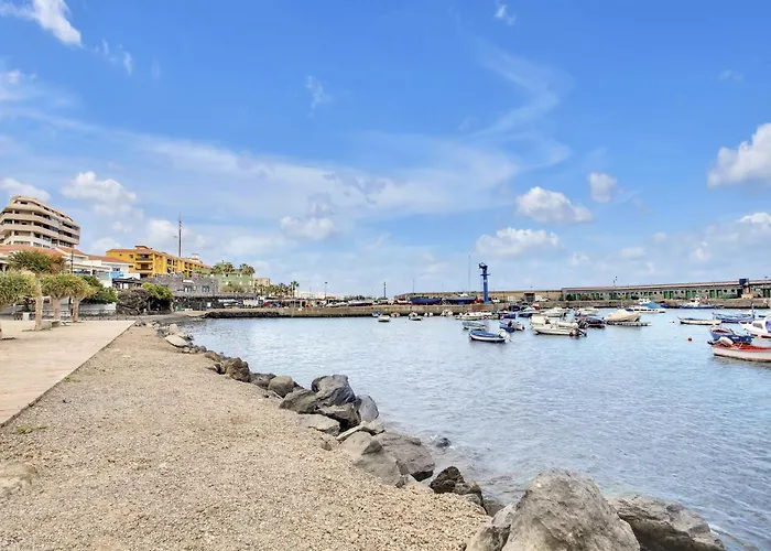 Romo アパート カンデラリア