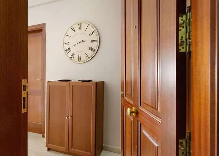 Romo 칸델라리아